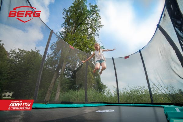 טרמפולינות כיף לילדים