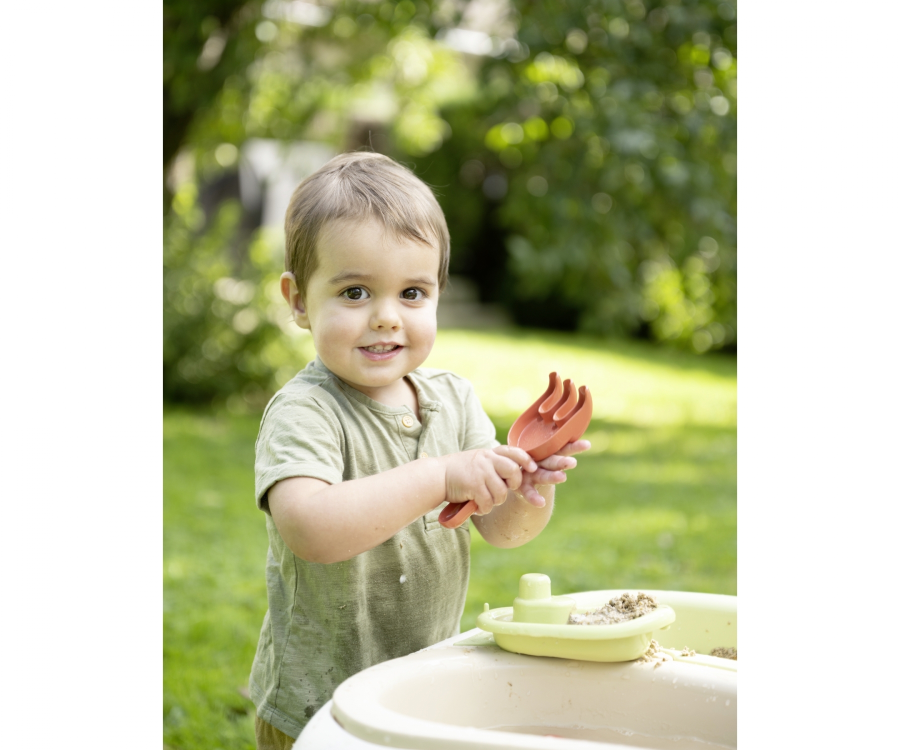 שולחן חול ומים של חברת Smoby מצרפת – תמונה 4